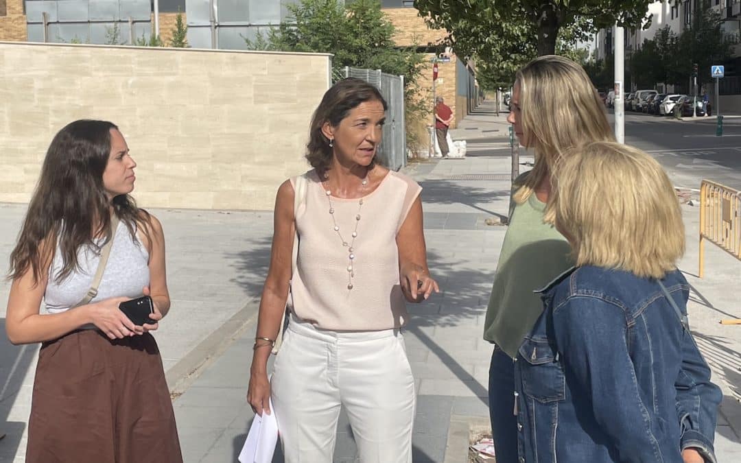 Espinar y Maroto (PSOE) denuncian en El Cañaveral el «abandono institucional» y la escasez de plazas de cara al inicio del curso escolar