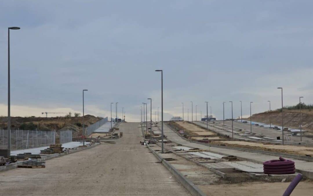 ¿Qué dotaciones se han previsto en Los Cerros hasta la fecha?