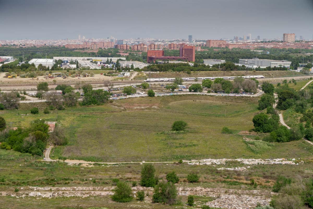 Visita a las obras de Valdecarros. Vistas desde el monte de las flores.