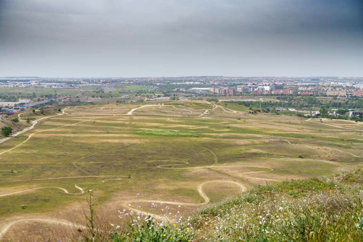 Visita a las obras de Valdecarros. Vistas desde el monte de las flores.