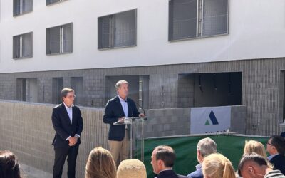 Feijóo y Almeida visitan la promoción de vivienda pública de la EMVS Madrid Cañaveral 7